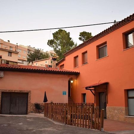 Апартаменты El Vinilo. Aparcamiento Exterior Gratuito Теруэль Экстерьер фото