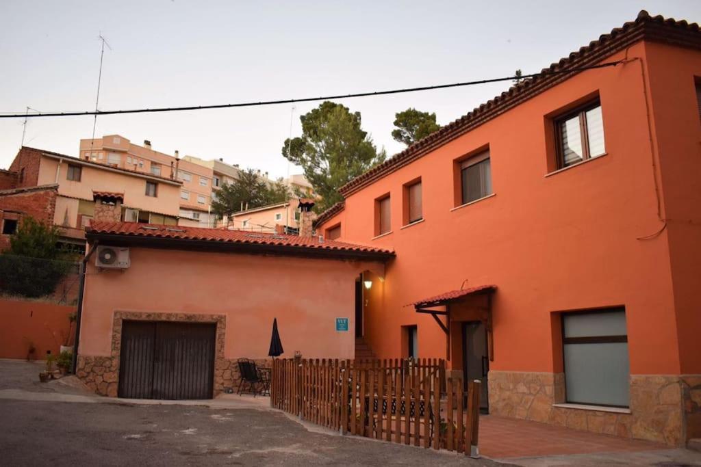 Апартаменты El Vinilo. Aparcamiento Exterior Gratuito Теруэль Экстерьер фото