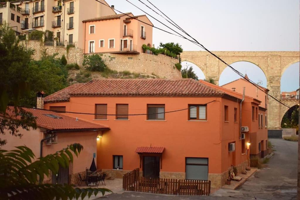 Апартаменты El Vinilo. Aparcamiento Exterior Gratuito Теруэль Экстерьер фото