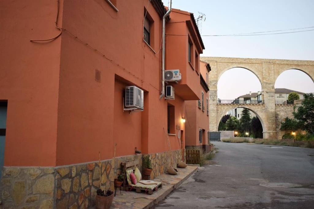 Апартаменты El Vinilo. Aparcamiento Exterior Gratuito Теруэль Экстерьер фото