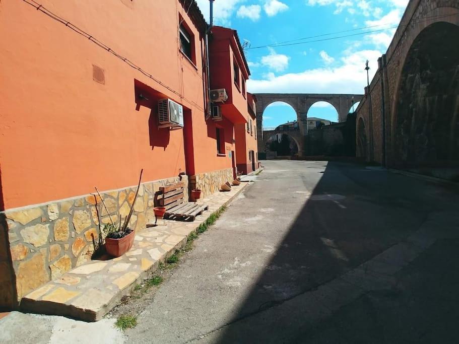 Апартаменты El Vinilo. Aparcamiento Exterior Gratuito Теруэль Экстерьер фото